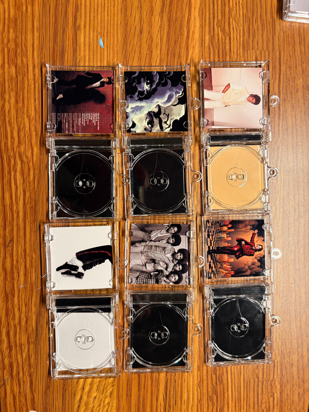 [NEW] MJ CD Keychain