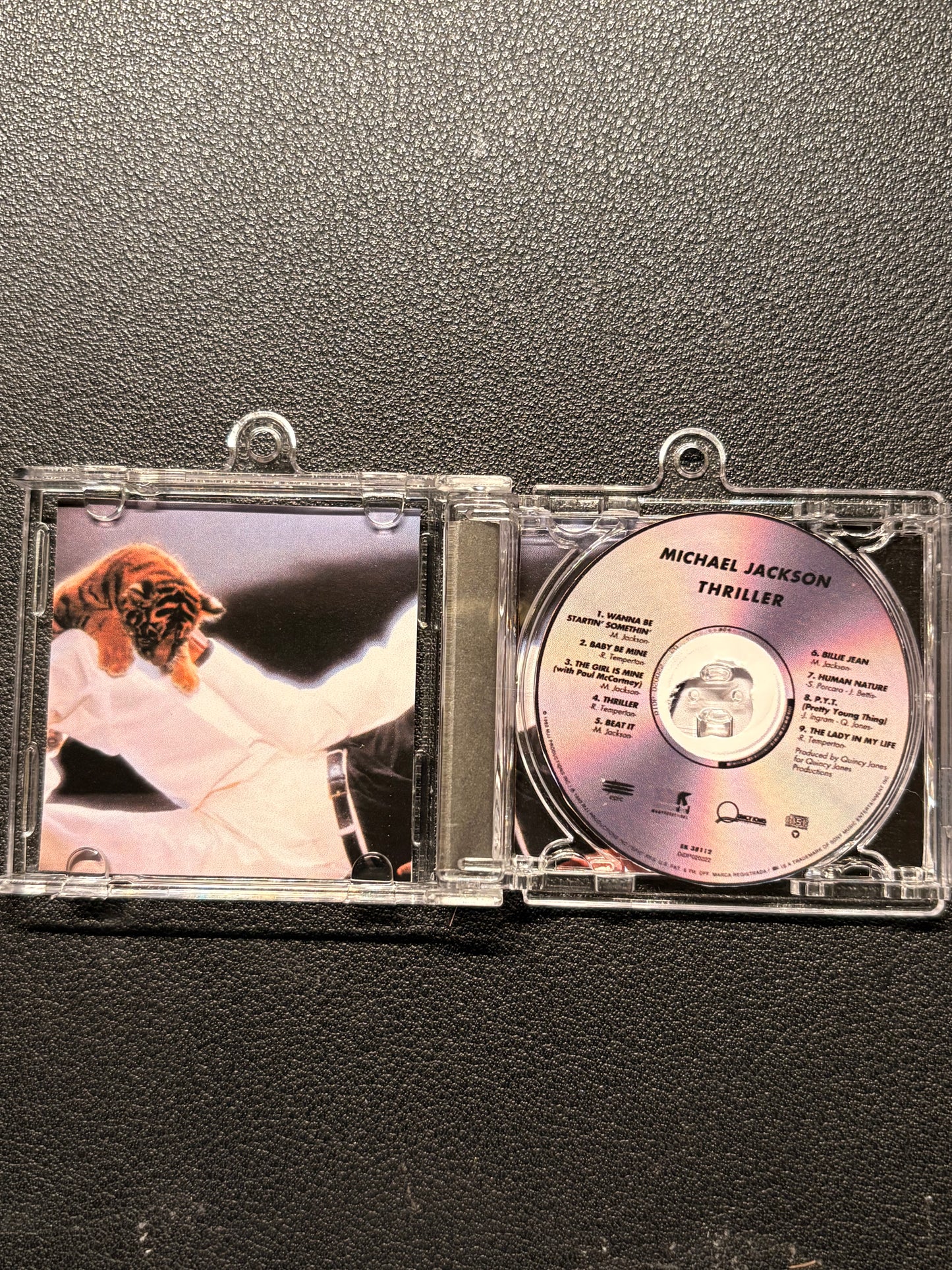 [NEW] MJ CD Keychains