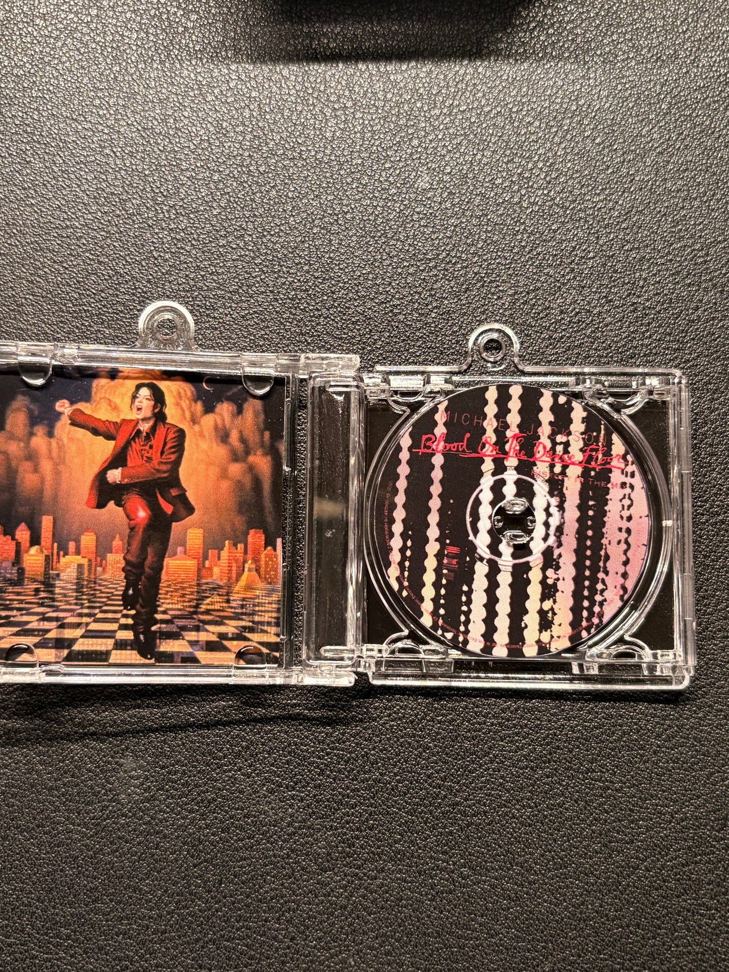 [NEW] MJ CD Keychains