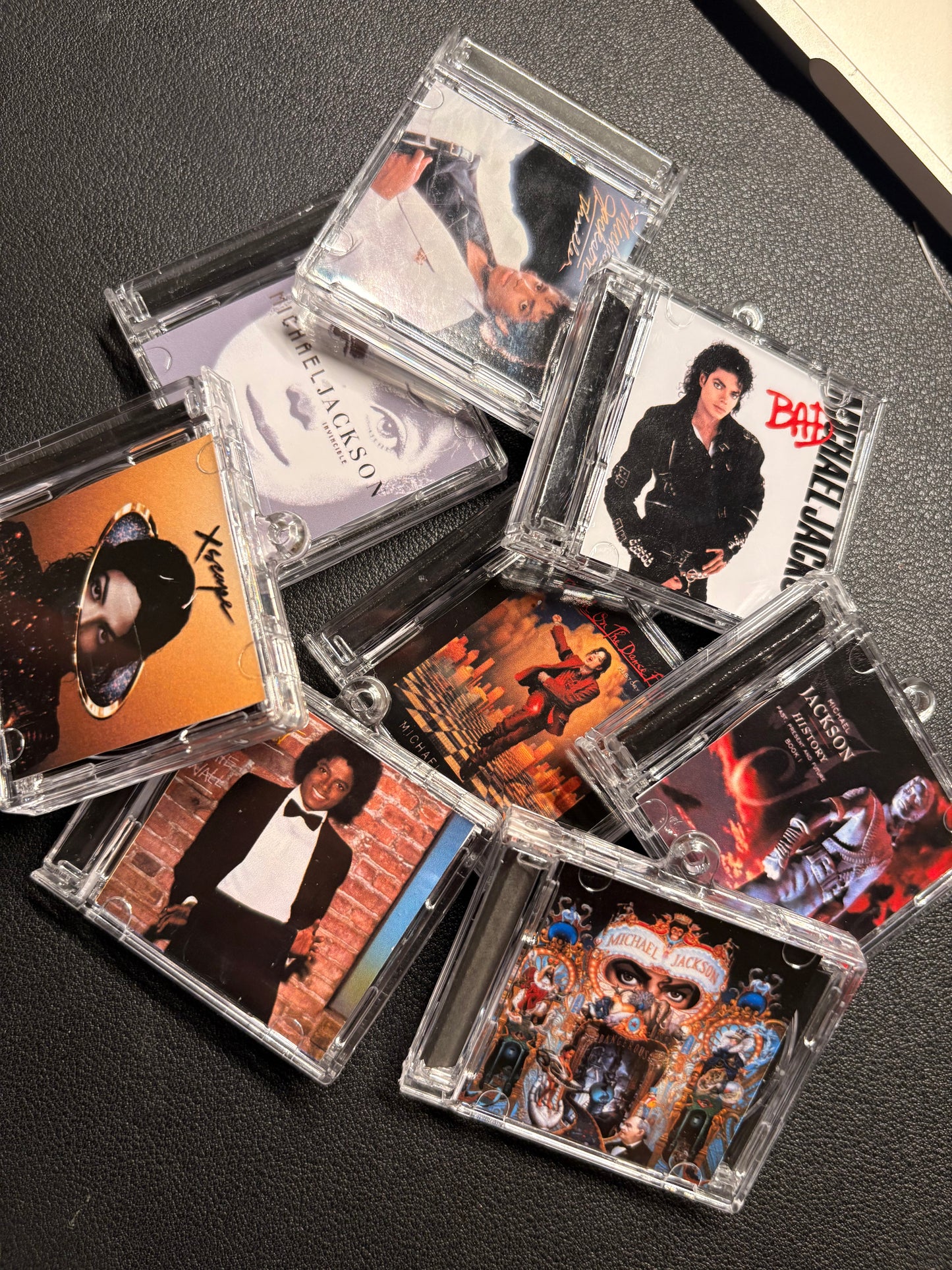 [NEW] MJ CD Keychains