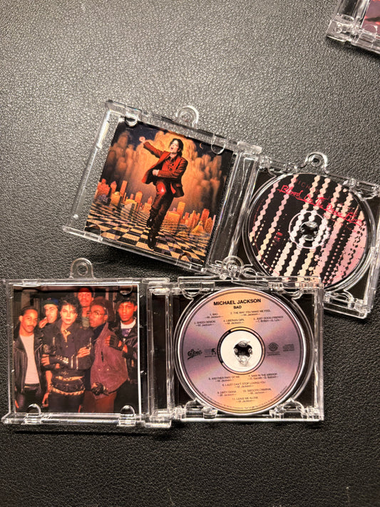 [NEW] MJ CD Keychain
