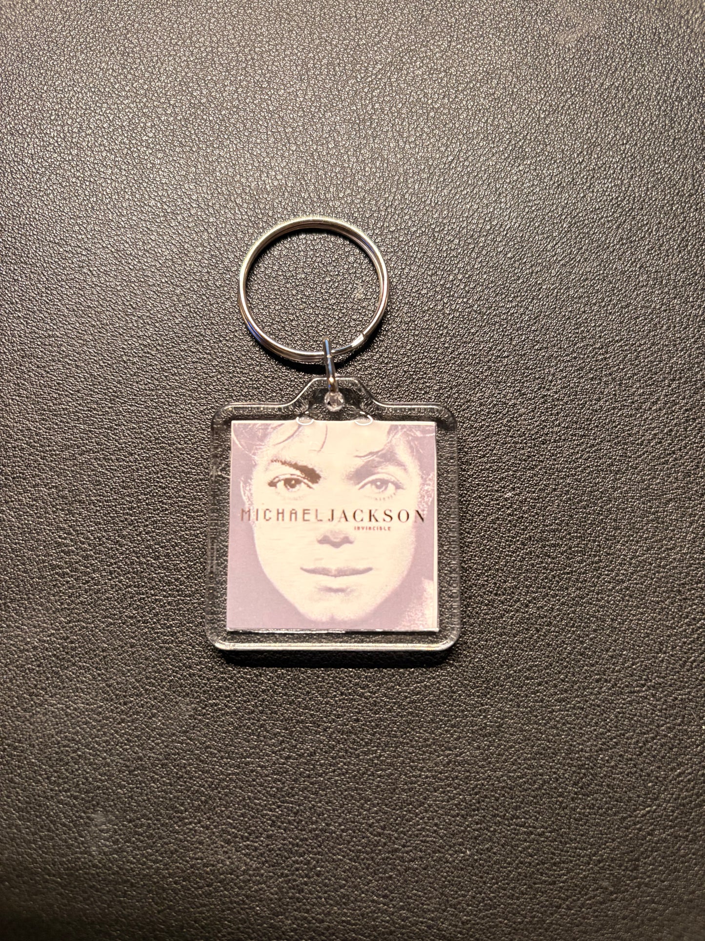 [NEW] MJ Album Keychains