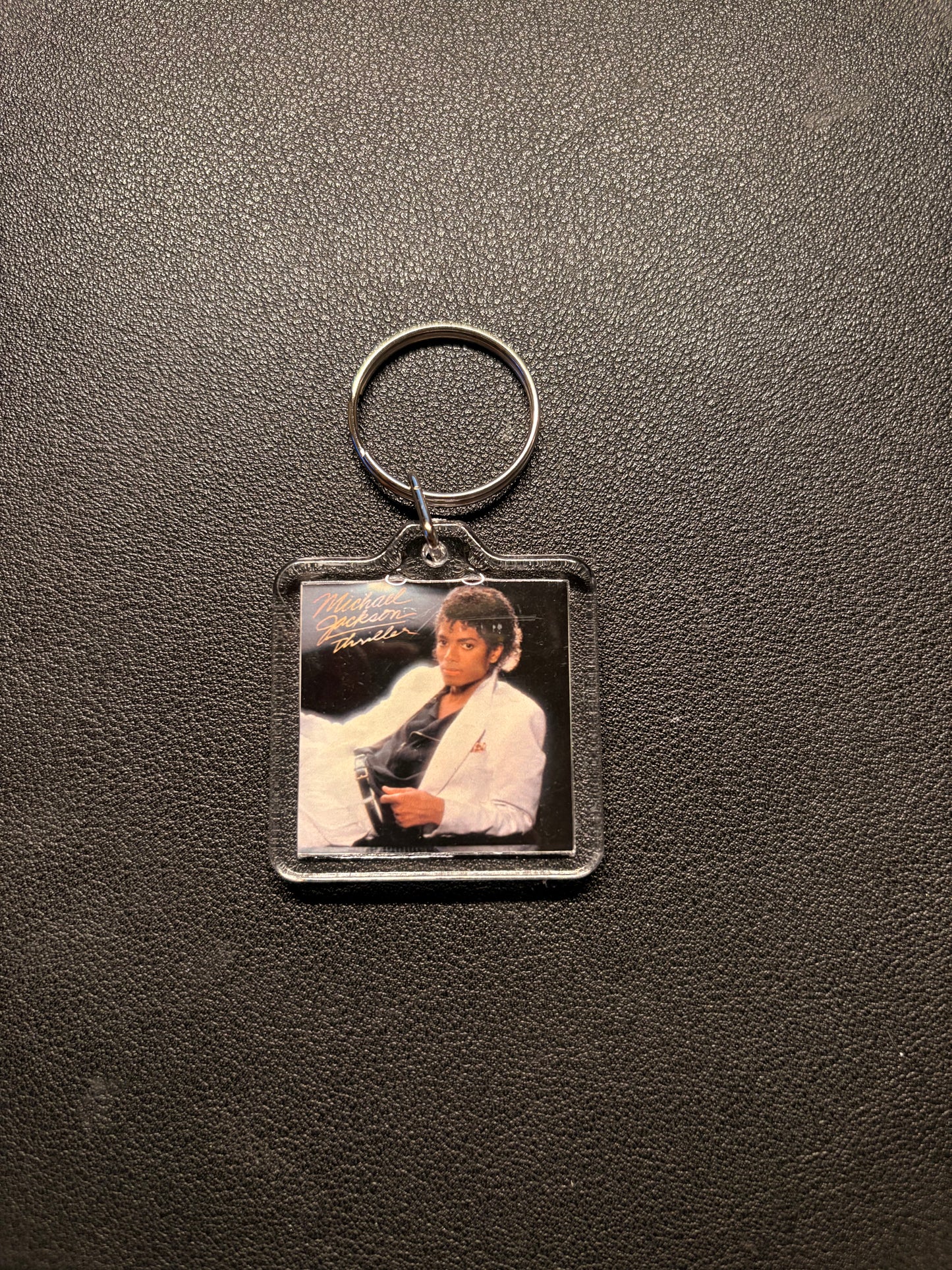 [NEW] MJ Album Keychains